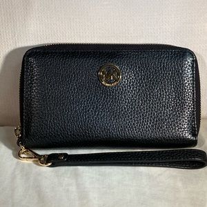 Michael Kors Zip Around Phone Case Wristlet